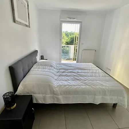 Modern T2 Of 45 M In Apartment Montpellier