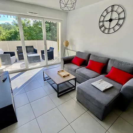 Apartment Modern T2 Of 45 M In *